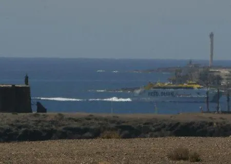 Olga Playa Blanca (Lanzarote)